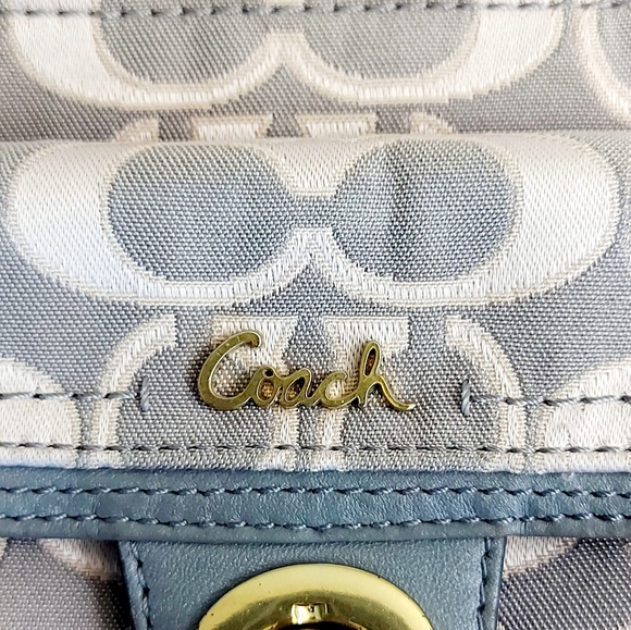 Coach crossbody - Picture 2 of 6